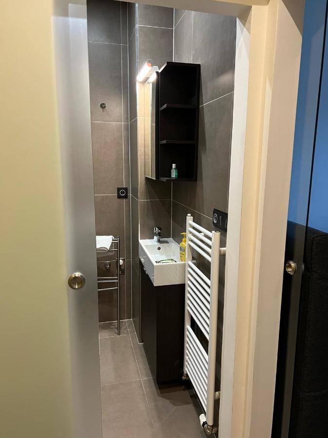 Studio Apartment In Center Брно Экстерьер фото